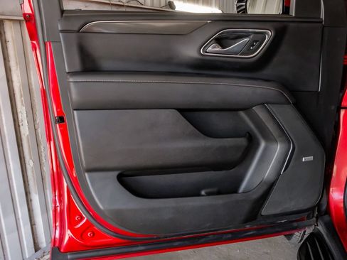 Used 2021 GMC Yukon AT4 w/ Rear Media and Nav Package AWD/4WD image 44