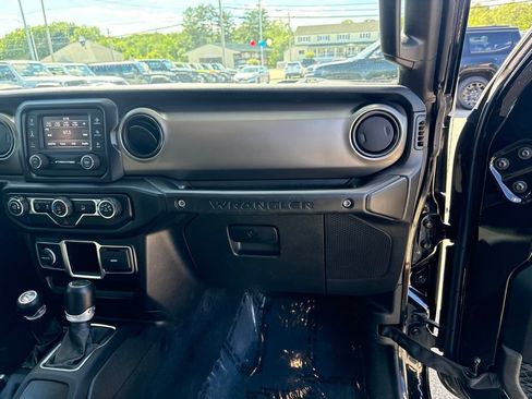 Certified 2021 Jeep Wrangler Unlimited Sport AWD/4WD image 24