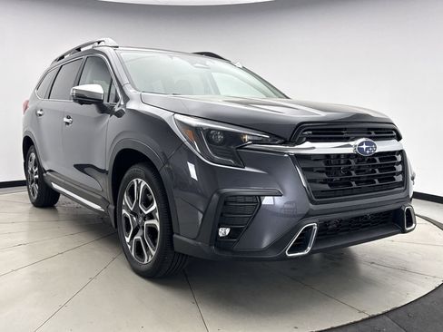 Used 2023 Subaru Ascent Touring AWD/4WD image 7