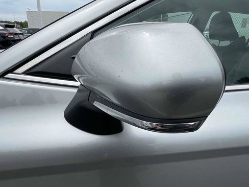 Used 2023 Toyota Camry SE FWD image 27