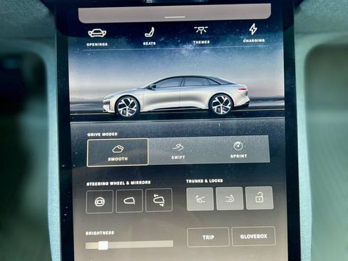 Used 2023 Lucid Air Touring AWD/4WD image 25
