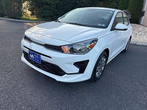 Used 2022 Kia Rio LX FWD image 4