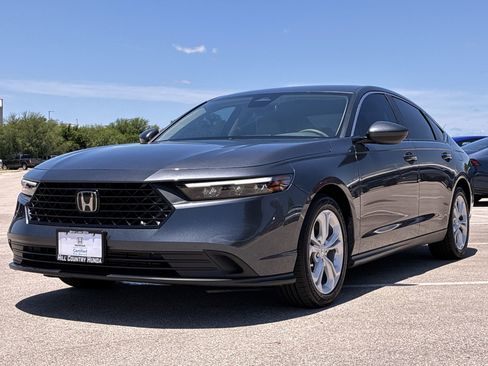 Certified 2023 Honda Accord LX image 11