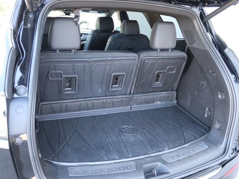 Used 2023 Buick Enclave Avenir w/ Avenir Technology Package AWD/4WD image 22
