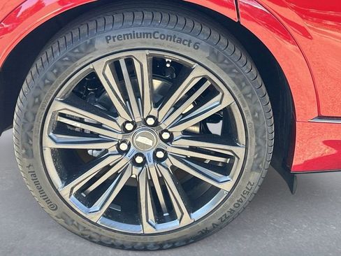 New 2026 Cadillac Lyriq V AWD/4WD image 34
