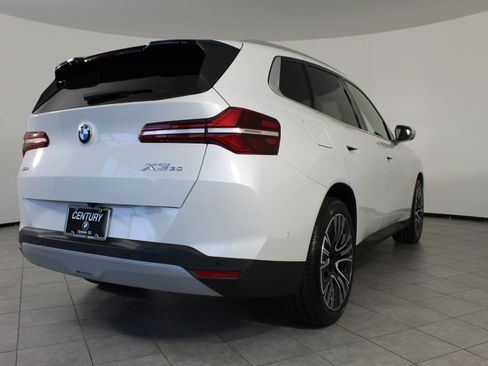 Used 2026 BMW X3 xDrive30 w/ Premium Package image 8