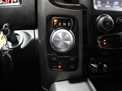 Used 2017 RAM 1500 Sport w/ Black Ram 1500 Sport Group AWD/4WD image 17