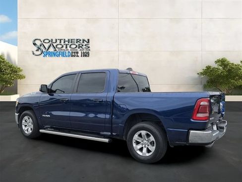 Used 2024 RAM 1500 Laramie AWD/4WD image 3