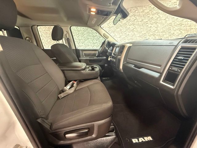 Used 2019 RAM 1500 Warlock AWD/4WD image 11