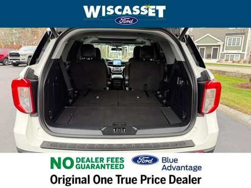 Certified 2022 Ford Explorer XLT w/ Equipment Group 202A image 12