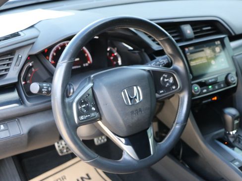 Used 2020 Honda Civic Sport image 16