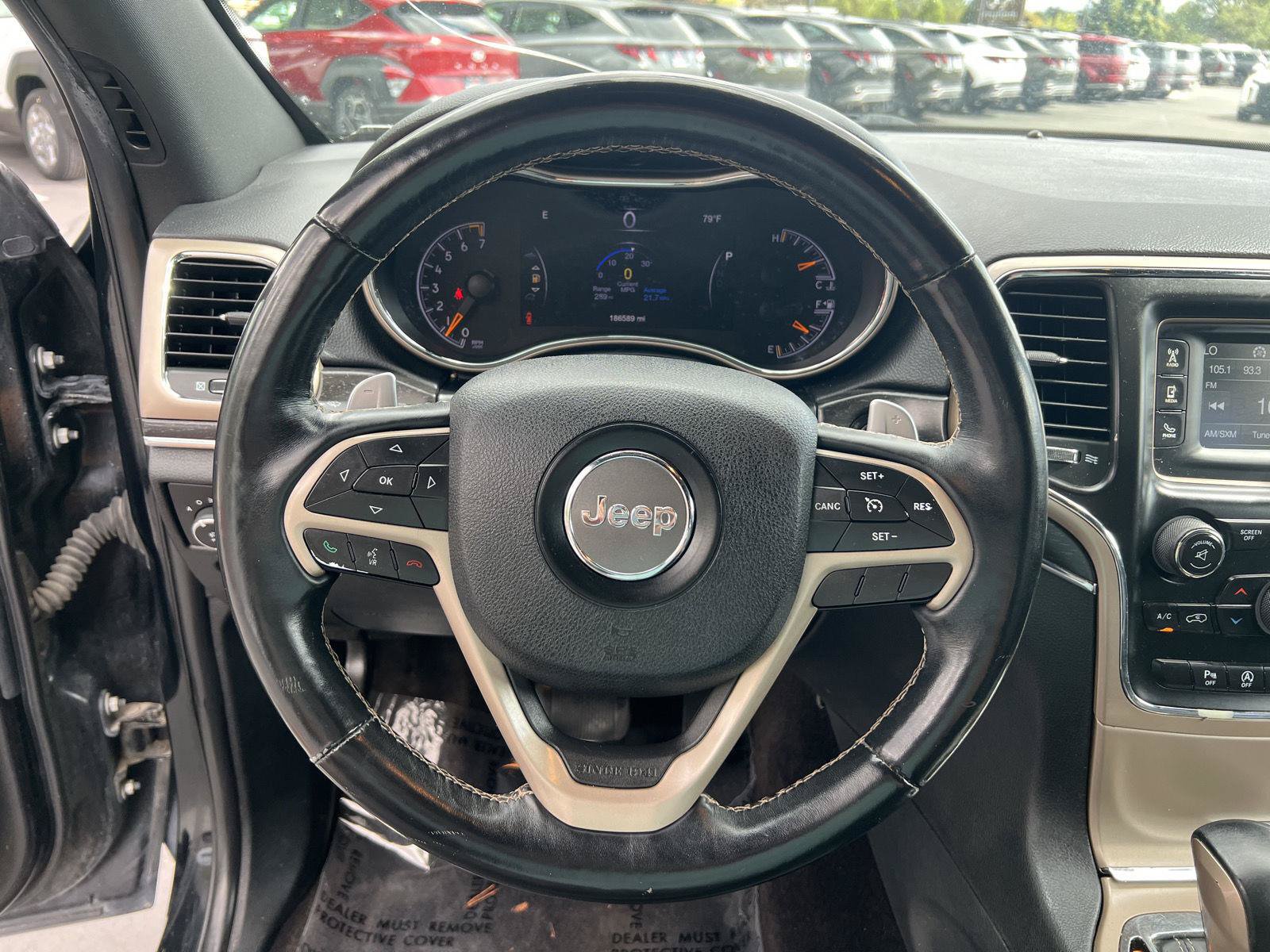 Used 2017 Jeep Grand Cherokee Limited AWD/4WD image 6