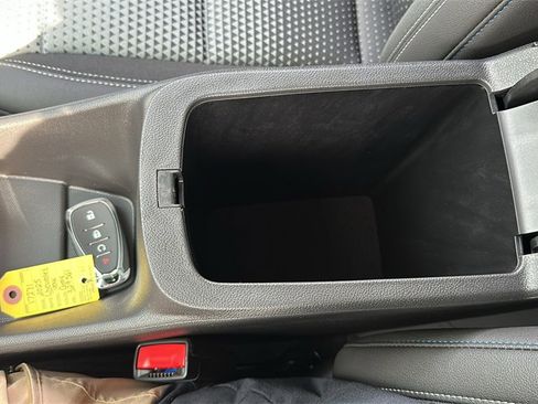 New 2025 Chevrolet Trax LT w/ LT Convenience Package image 23