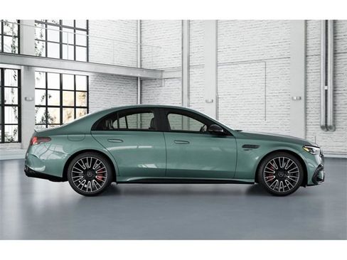 New 2026 Mercedes-Benz E 53 AMG e 4MATIC Sedan image 16