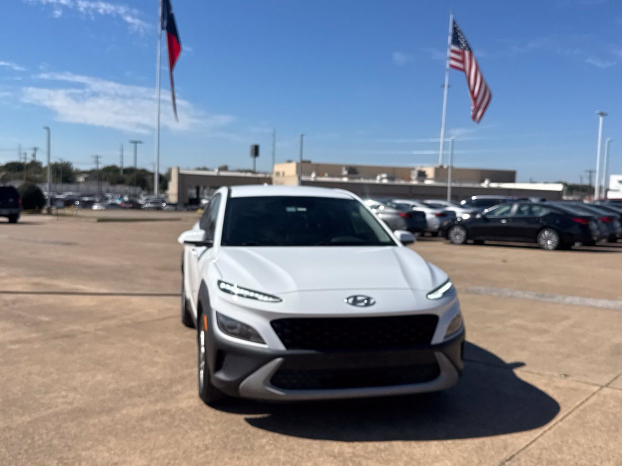 Used 2023 Hyundai Kona SE AWD/4WD image 4