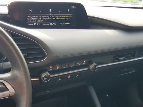 Used 2021 MAZDA MAZDA3 s FWD image 23