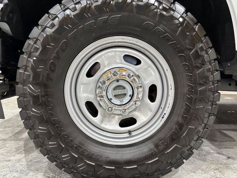 Used 2021 Ford F250 XL w/ Power Equipment Group AWD/4WD image 26