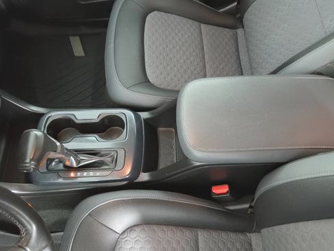 Used 2018 Chevrolet Colorado Z71 AWD/4WD image 21