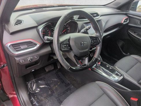 Used 2023 Chevrolet TrailBlazer RS image 11