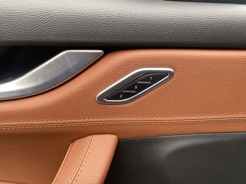 Used 2022 Maserati Levante GT image 19