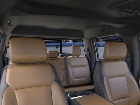 New 2026 Ford F250 Lariat w/ Black Appearance Package image 26