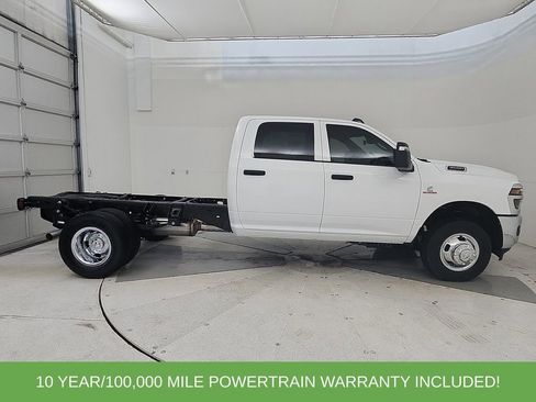 New 2026 RAM 3500 Tradesman image 9