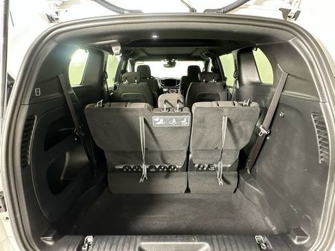 Certified 2021 Chrysler Pacifica Touring w/ Cold Weather Group AWD/4WD image 24