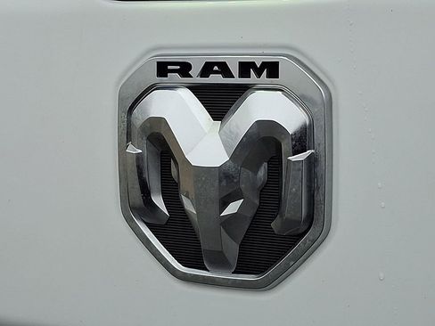 Used 2023 RAM 1500 Big Horn image 30