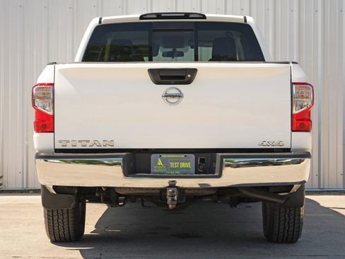Used 2018 Nissan Titan S w/ S Utility Package image 10