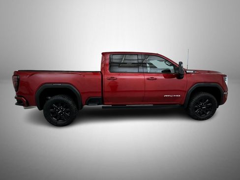Used 2024 GMC Sierra 2500 AT4 w/ AT4 Premium Plus Package AWD/4WD image 4