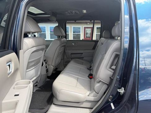 Used 2011 Honda Pilot Touring image 4