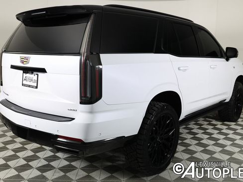 Used 2026 Cadillac Escalade Sport w/ Touring Package image 5