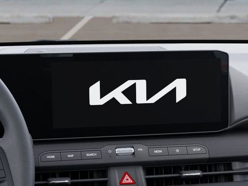 New 2026 Kia K4 LX image 20