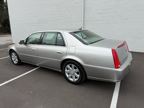 Used 2006 Cadillac DTS image 18