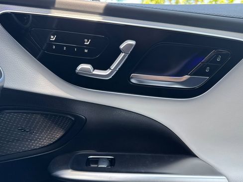 New 2025 Mercedes-Benz C 300 4MATIC Sedan image 20