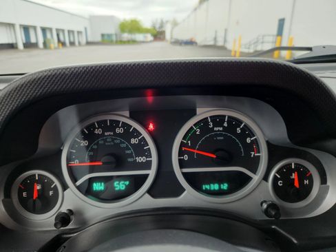 Used 2009 Jeep Wrangler Rubicon w/ Dual Top Group AWD/4WD image 14