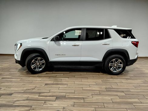 Used 2026 GMC Terrain Elevation AWD/4WD image 17