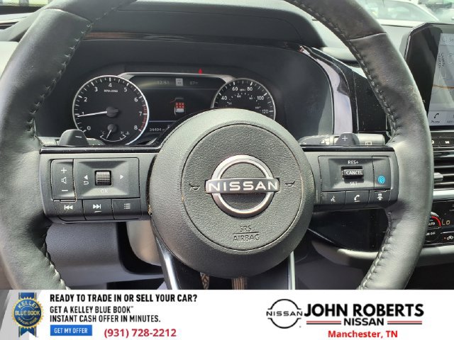 Used 2023 Nissan Pathfinder SL AWD/4WD image 23