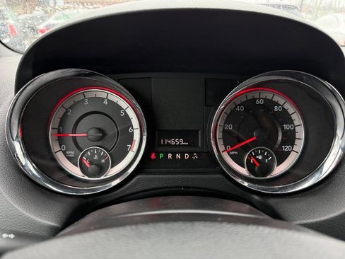 Used 2016 Dodge Grand Caravan SE image 15