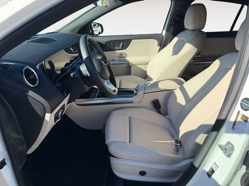 Certified 2026 Mercedes-Benz GLA 250 4MATIC image 10