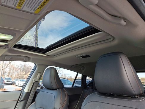 Certified 2024 Subaru Crosstrek 2.5i Limited w/ Crosstrek Mirror Package image 14