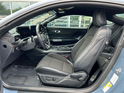 Used 2024 Ford Mustang Coupe RWD image 11