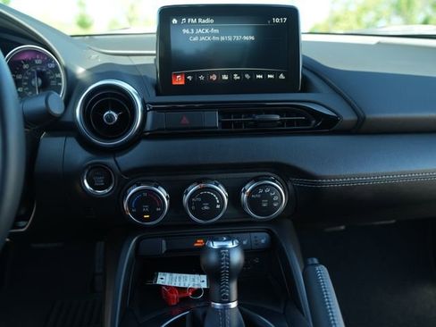 Used 2023 MAZDA MX-5 Miata Grand Touring RWD image 22