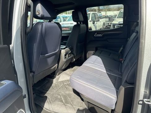 Used 2023 Chevrolet Silverado 1500 High Country AWD/4WD image 11