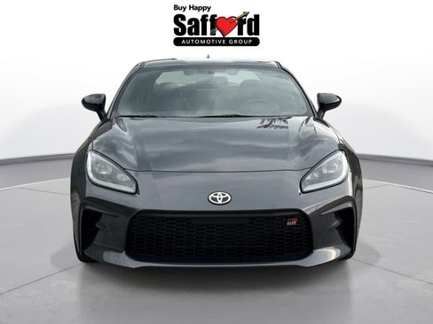 Used 2026 Toyota GR86 Premium w/ ALL Weather Mat Package (TMS) RWD image 8