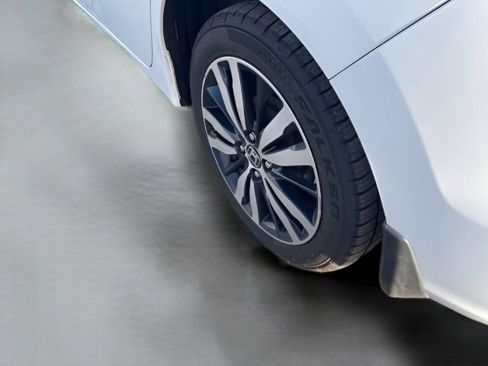 Used 2020 Honda Fit EX image 16