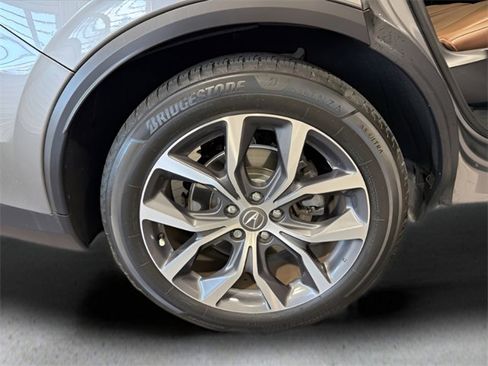 Used 2023 Acura MDX FWD w/ Technology Package image 11