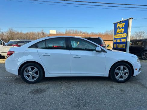 Used 2016 Chevrolet Cruze LT image 7
