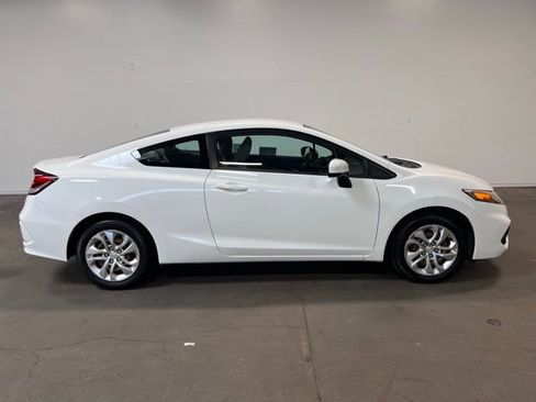 Used 2014 Honda Civic LX image 2