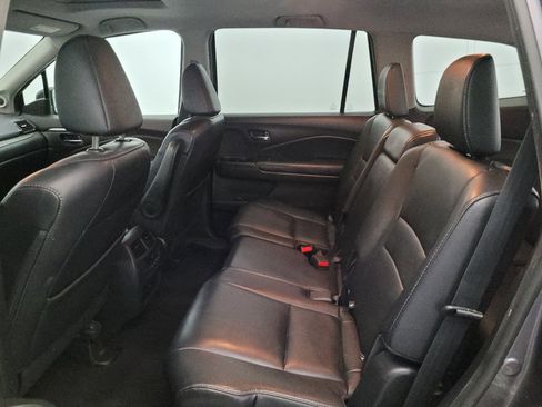 Used 2017 Honda Pilot EX-L image 18